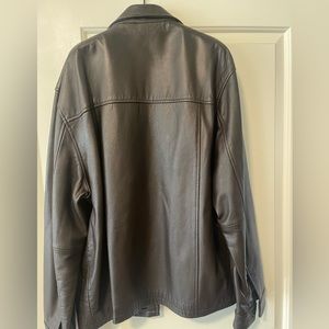 Alfani Lined Genuine Leather Bomber Jacket. Zipped front, Snap wrist